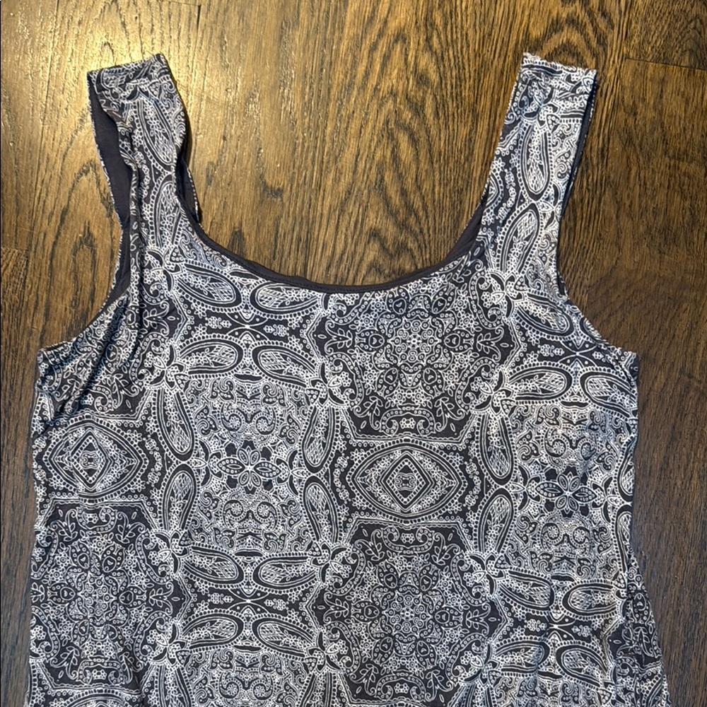 Soma Gray and White Scoop Neck Sleeveless Sundress - Picture 3 of 4